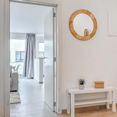Awesome In With Kitchen Appartement *